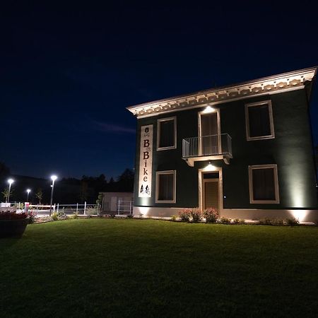 B & Bike Di Ristorante Italia Mombello Monferrato Exteriör bild